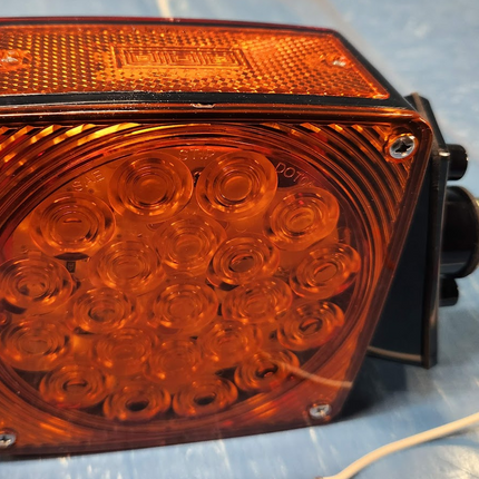 10010269 Dual Face Square Red Amber 45 LED Pedestal Fender Turn Light 4.5” Stud Mount Truck Bus