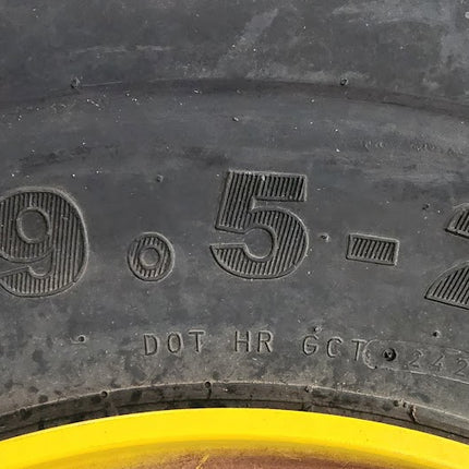 29.5-25 Tire Lift Boss 28PR E-3/L-3 29.5/25 E3 L3 28 Ply Earth Mover Loader