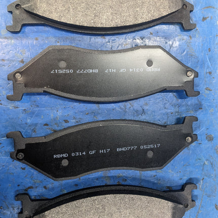 Bosch QuietCast Premium BHD777 Disc Brake Pad Set Front Rear