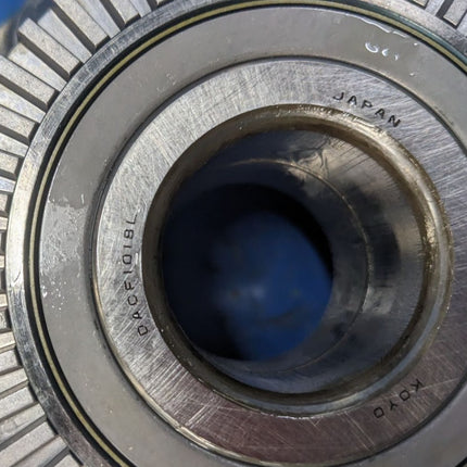 ACDelco Wheel Hub and Bearing Front 97-01 Cadillac Catera