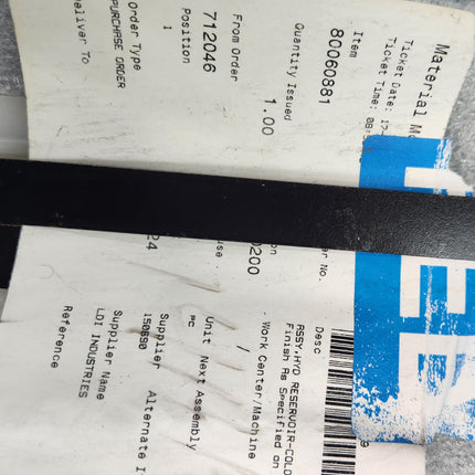 152 Gallon Steel Hydraulic Tank Reservoir with Steps Manitowoc 80060880