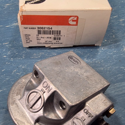Cummins Genuine Part 3061973 3062154 Corrosion Resistor Head NOS OEM Part