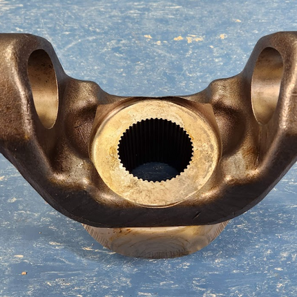 CDT-1810-4-3221X-DVL Driveline End Yoke Replaces 6.5-4-3221X