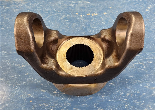 CDT-1810-4-3221X-DVL Driveline End Yoke Replaces 6.5-4-3221X