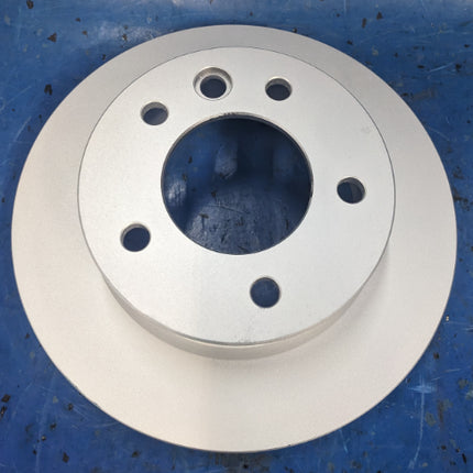 Bosch QuietCast Premium 16010232 Disc Brake Rotor Front