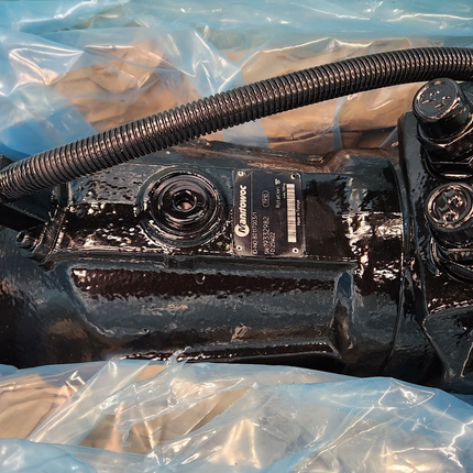 Bosch Rexroth Hydraulic Motor R902280676 AA2FM107/61W-VSD188H-S Manitowoc 80117003
