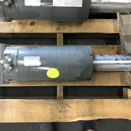 Grove Manitowoc Hydraulic Cylinder 813541 2500 PSI - getexcess