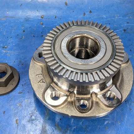 ACDelco Wheel Hub and Bearing Front 97-01 Cadillac Catera