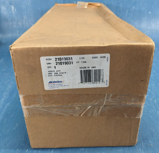 AC Delco GM Saturn Front Strut Kit Suspension 21019031 Brand New