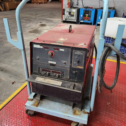 Lincoln Electric Invertec V450-PRO Welder w/Rolling Cart USED