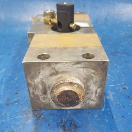 Komatsu Heavy Equipment Valve Assembly 207-970-0011