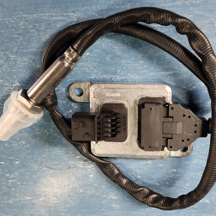 Inlet NOx Sensor For Freightliner Cascadia Western Star Engine A0101532228