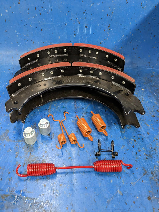 Sirco 16 1/2" x 7" Eaton ES Lined Brake Shoes Hardware