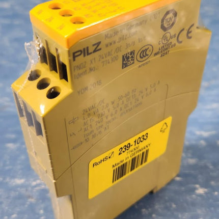 Pilz 239-1033 774300 X PNOZ X1 1 Auxiliary Contacts Safety Relay 24V ac/dc Single Channel