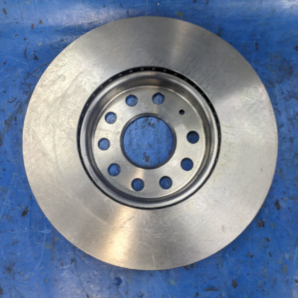 Bosch QuietCast Premium 53011411 Disc Brake Rotor Front