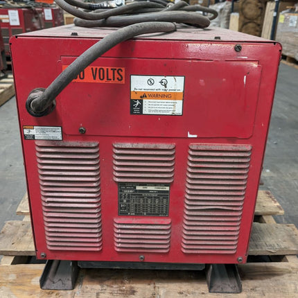 USED Lincoln Electric Invertec V450-PRO Welder with C type clamp