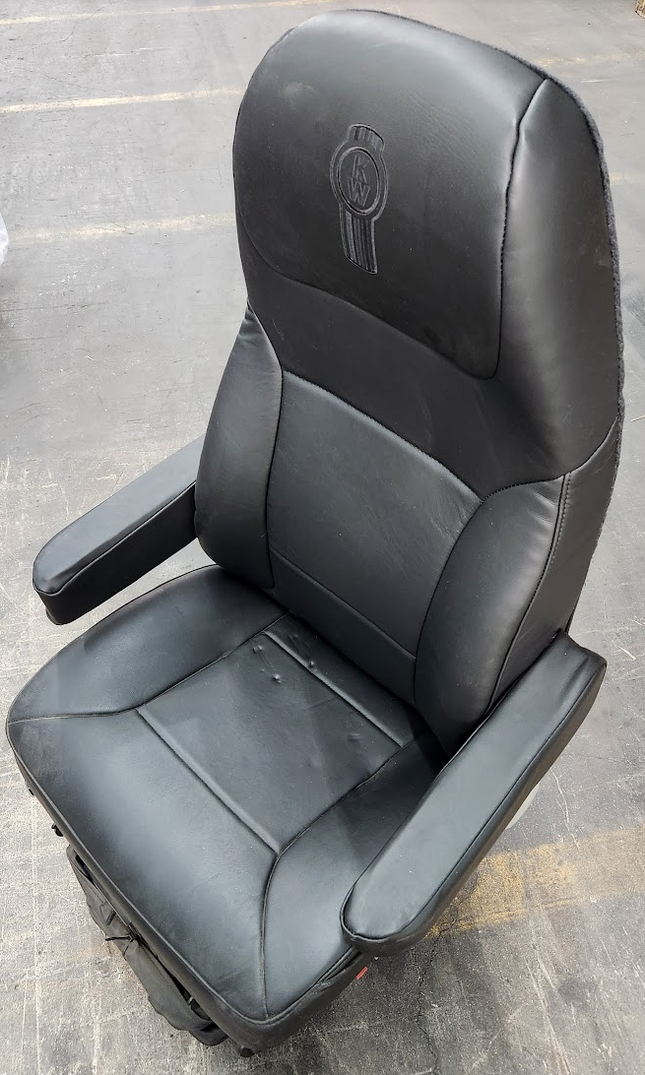 Kenworth Cushion Air Seat S78-1059-1246336421 Black Vinyl Dual Armrests