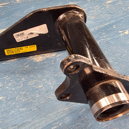Navistar Bracket Camshaft And Chamber Brake Right 2501173C91