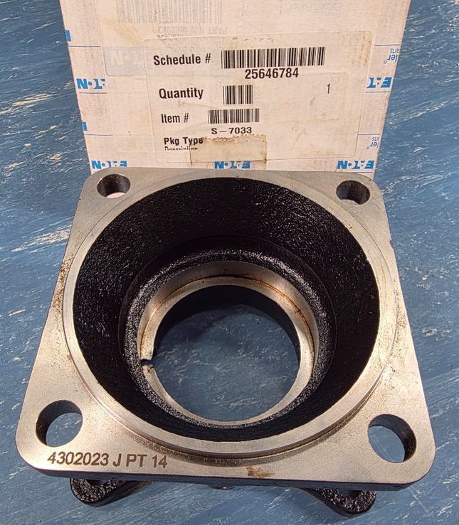 S-7033 Eaton Rear Housing