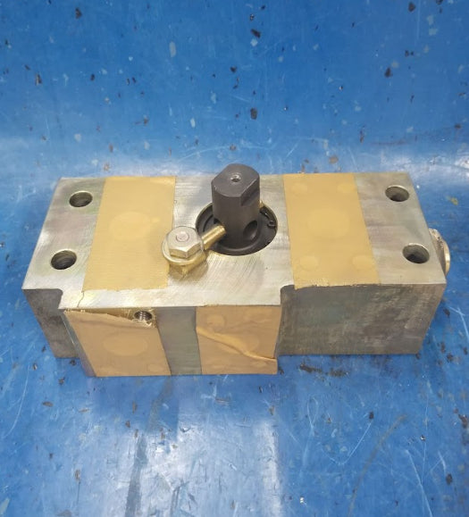 Komatsu Heavy Equipment Valve Assembly 207-970-0011