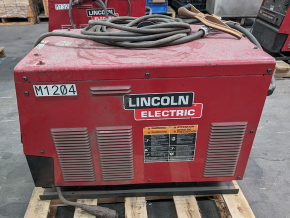 USED Lincoln Electric Invertec V450-PRO Welder with Needle Nose Clamp