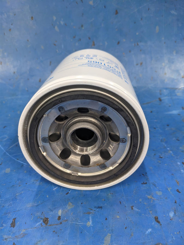 Donaldson P551065 Fuel Filter Water Separator Spin-on