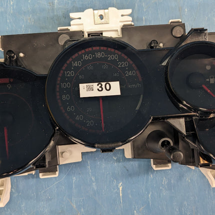 GM 88972283 Instrument Panel Gage Gauge Speedometer Cluster 2003 Pontiac Vibe