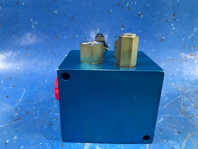 Sauer Danfoss Hydraulic Manifold Fan Drive 2900 PS 11011700 4303712 Coil