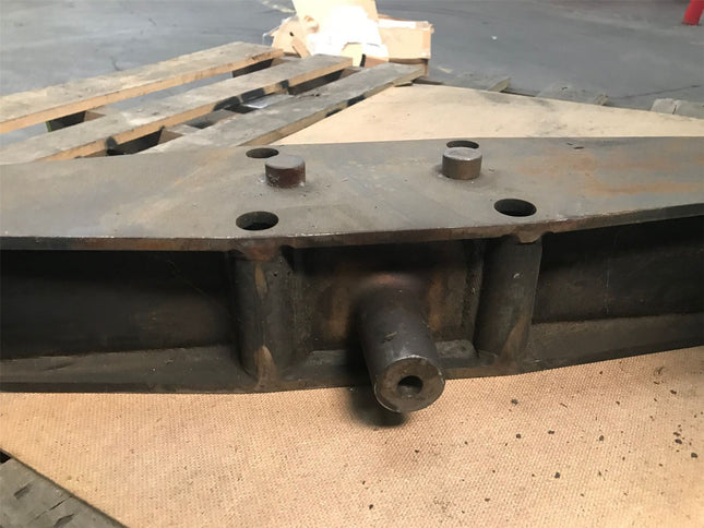 Rear C-Beam Structure Assembly Manitowoc 4762427 - getexcess