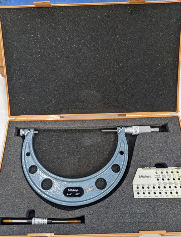 USED Mitutoyo 126-142 Screw Thread Micrometer 5 to 6” in Plastic Case