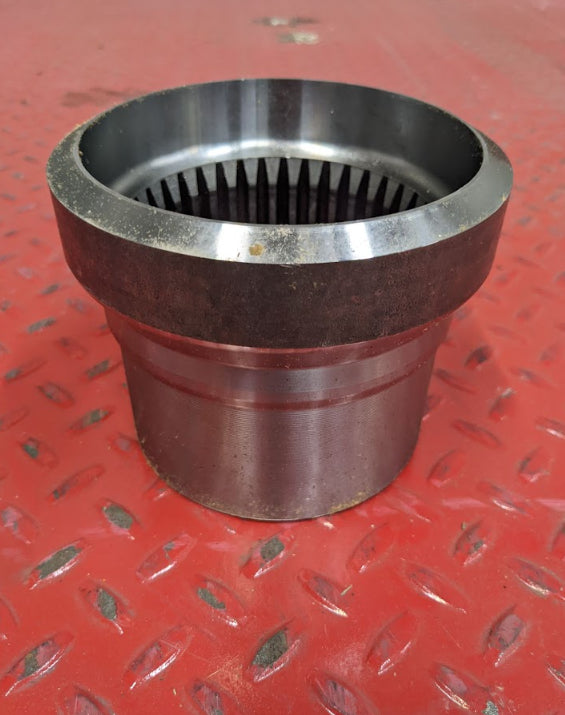 Dana Spicer Commercial Drive Shaft Splined Sleeve 38 Splines 250-55-71-1
