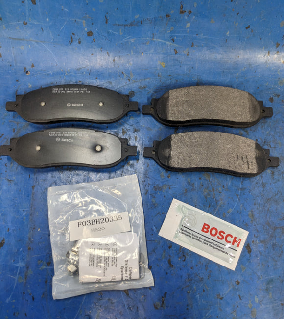 Bosch QuietCast Premium BP1068 Brake Pad Set Rear