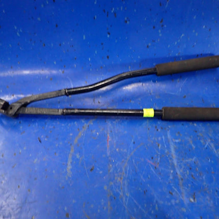 Used Elmo Mfg Co Long Handle Safety Strap Band Cutter Model L - getexcess