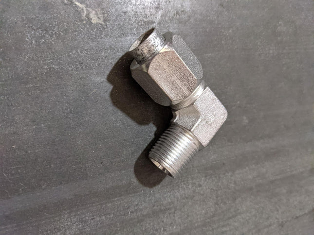 90 Elbow Fitting Pipe to Tube Hydraulic Hose Adapter MS51504A8 2024-6-8S 3/8-18 3/4-16