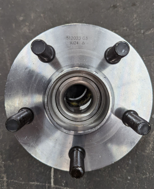 Rear Wheel Bearing and Hub Assembly 512023