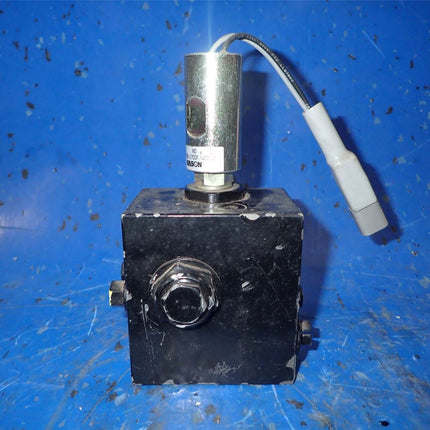 Valve Poclain Hydraulics VB-200-500-32-00-00A-1000 w/ Nason XM-17B-1700F/WD501 - getexcess