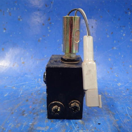 Valve Poclain Hydraulics VB-200-500-32-00-00A-1000 w/ Nason XM-17B-1700F/WD501 - getexcess