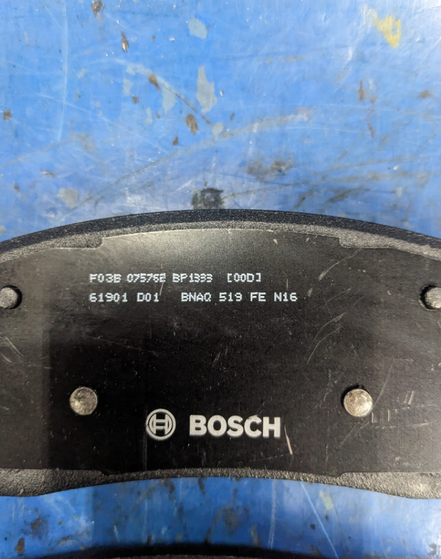 Bosch QuietCast Premium BP1333 Disc Brake Pad Set Front