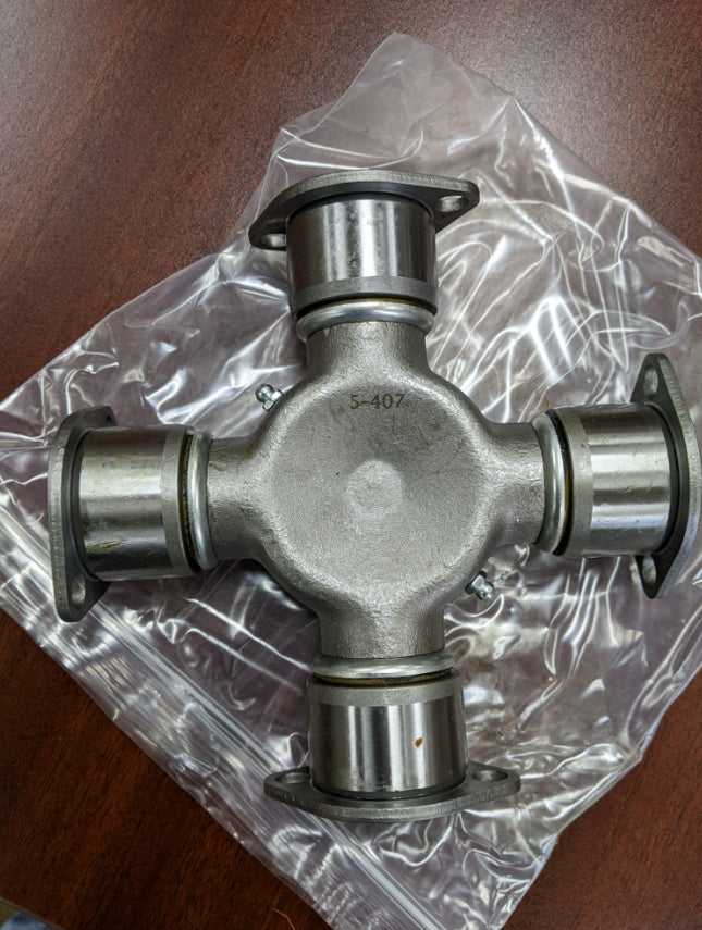 U-JOINT Universal Joint Kit 5-407X Drivetrain 1760 Series Yoke