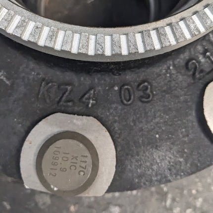 Accuride KIC HUB-00133T Disc Wheel Hub N Spindle 8 Studs UNI M22 x 3.97 ABS