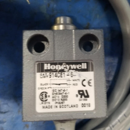 USED Miniature Limit Switch Honeywell 914CE1-6 - getexcess