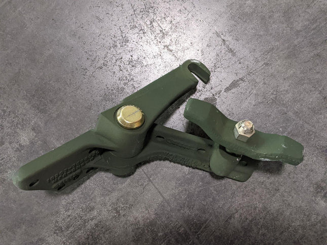 Windshield Hinge RH Outer M939 M35 M800 G744 Military 5340006960265 7373322