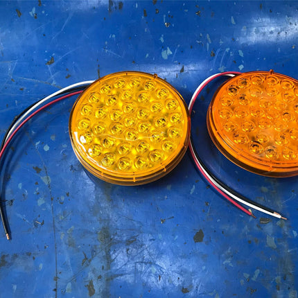 LOT OF 2 Yellow Marker LIghts12V/15W/1.5W PM 4172A - getexcess