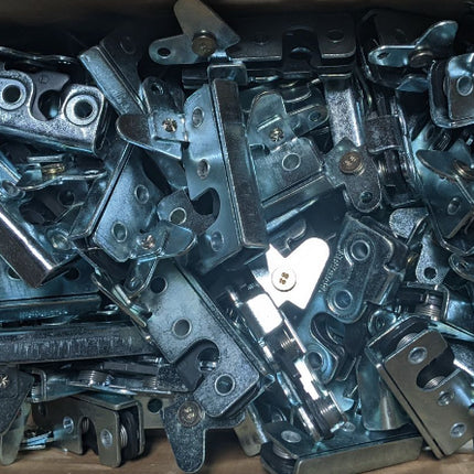 Humvee Rear Door Hatch Latch LH Top RH Bottom 5340011985455 12339880-1