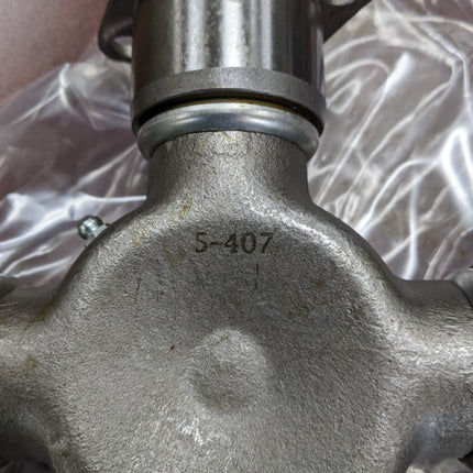 U-JOINT Universal Joint Kit 5-407X Drivetrain 1760 Series Yoke