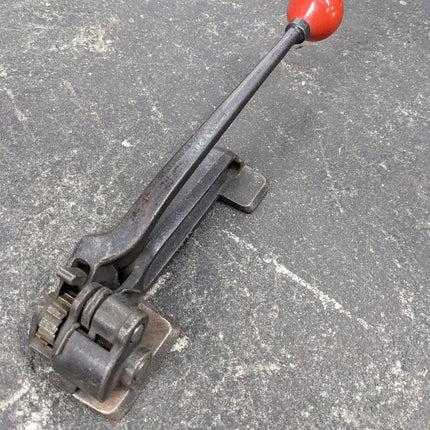 USED Strapping Cart Dispenser Signode Model DF-10-A + Cutter Crimper Sealer Strap Bander