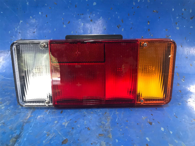 Freightliner Rear Left Light Cobo 02.1043 - getexcess