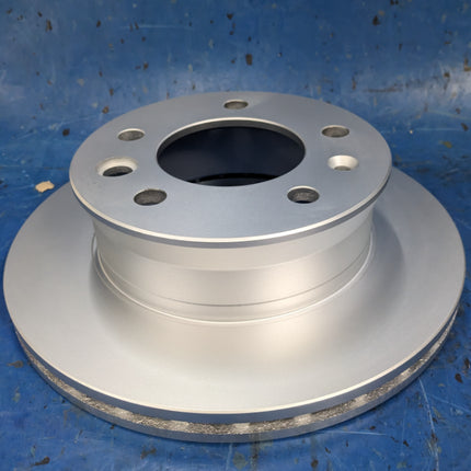 Bosch QuietCast Premium 16010526 Disc Brake Rotor Front