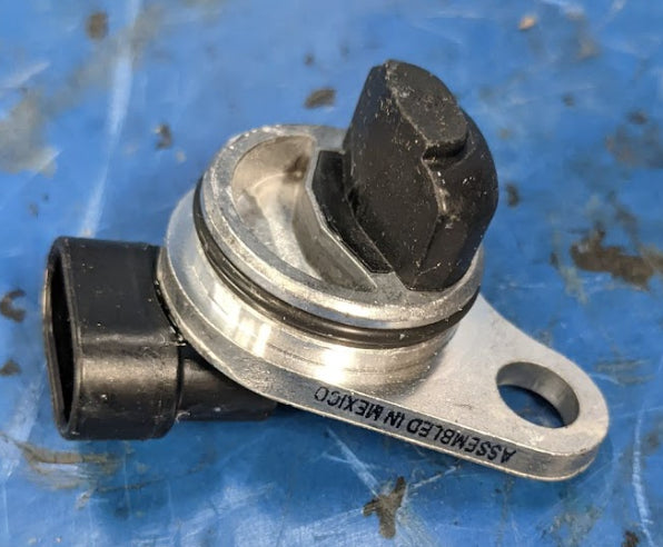 ACDelco 213-144 Camshaft Position Sensor GM 25523227 1986-88 Buick Century