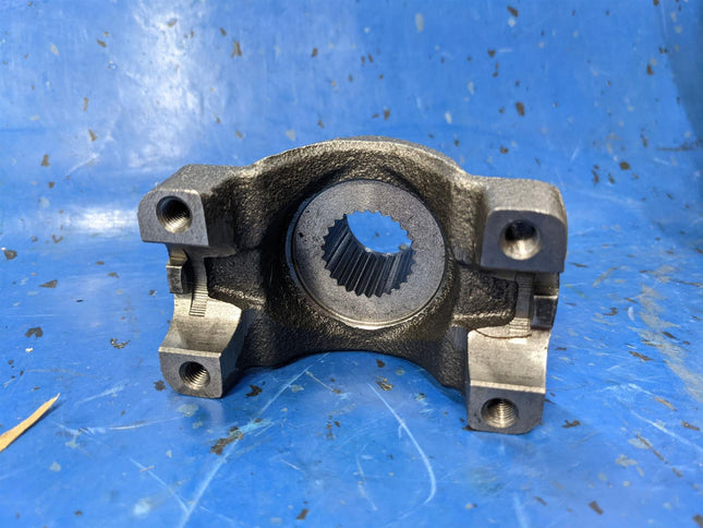 End Yoke Splined Bore Powertrain 3504-6